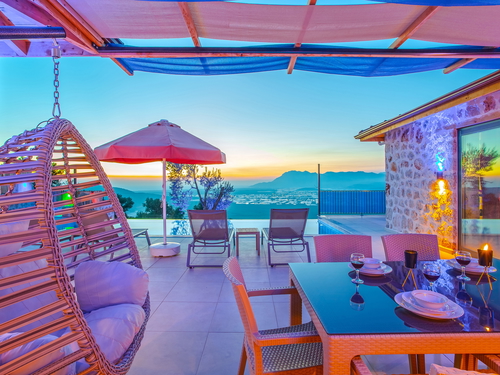  gece  -  Kasım
  | Kalkan Yeşilköy Villa (4 Kişilik, Özel Havuzlu, Doğa İçinde, Jakuzili Seçenekli)